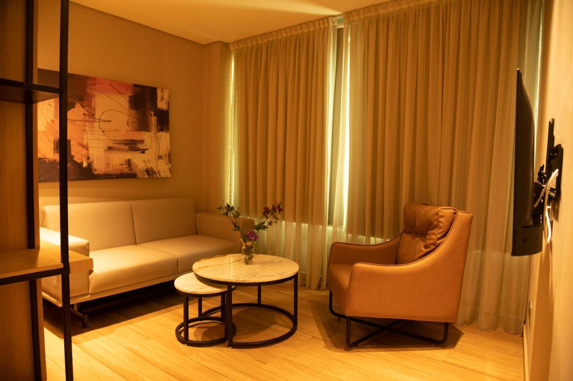 The Blowfish Hotel Лаґос Екстер'єр фото